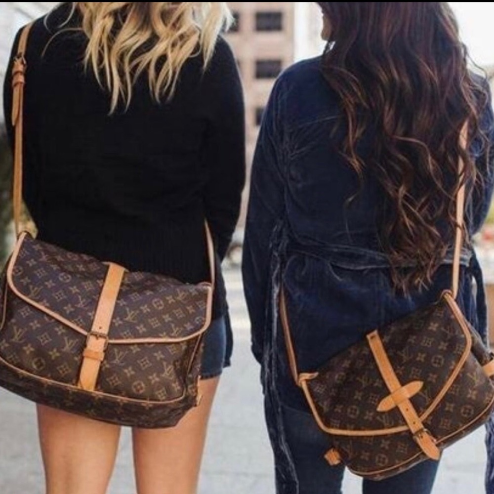 ✨ Authentic Louis Vuitton Monogram Saumur 30 Rare